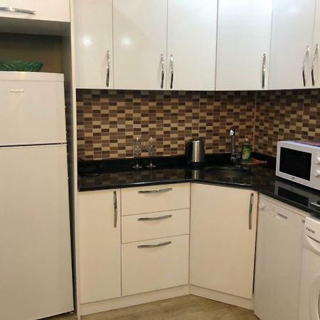 Luxure Apartments Batumi Bagian luar foto